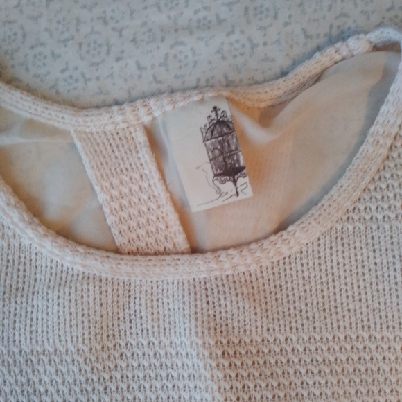 Anthropologie Open Back Top - Picture 6 of 7